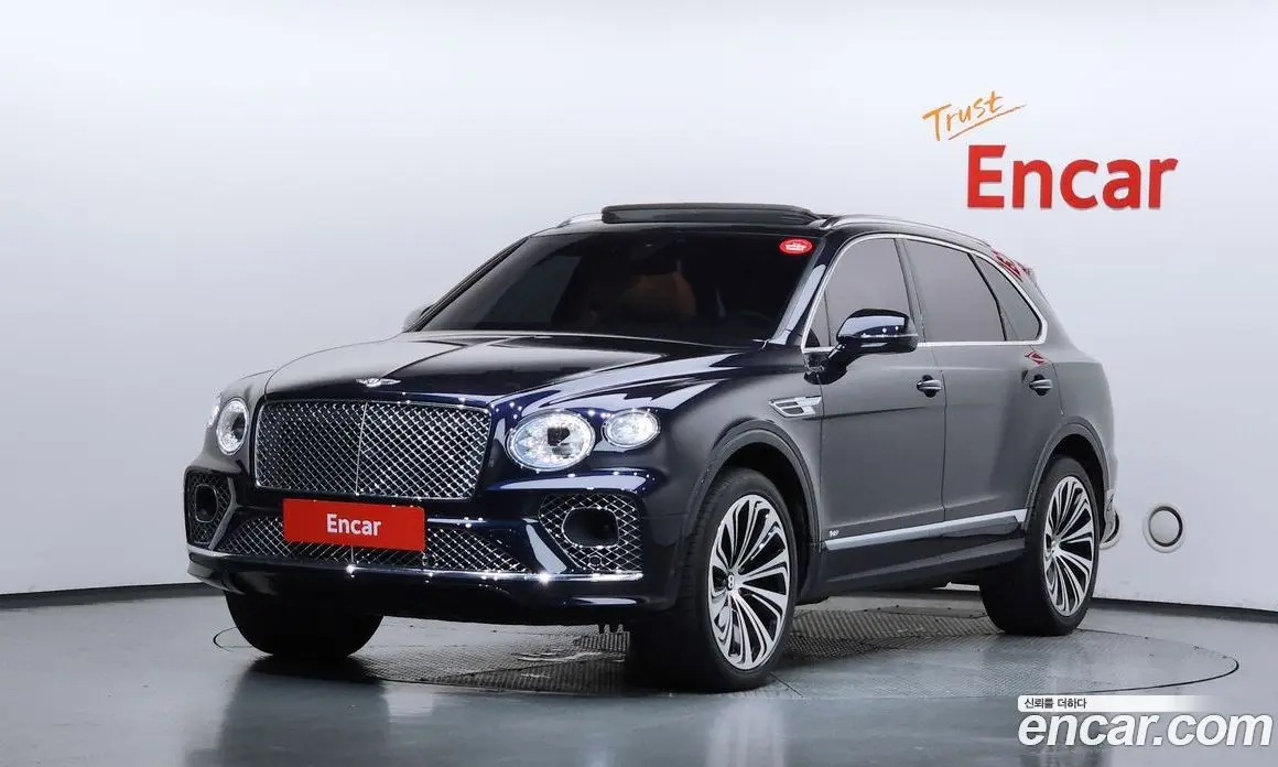 Bentley Bentayga 2022 4.0 автомат (гидро), фото 1