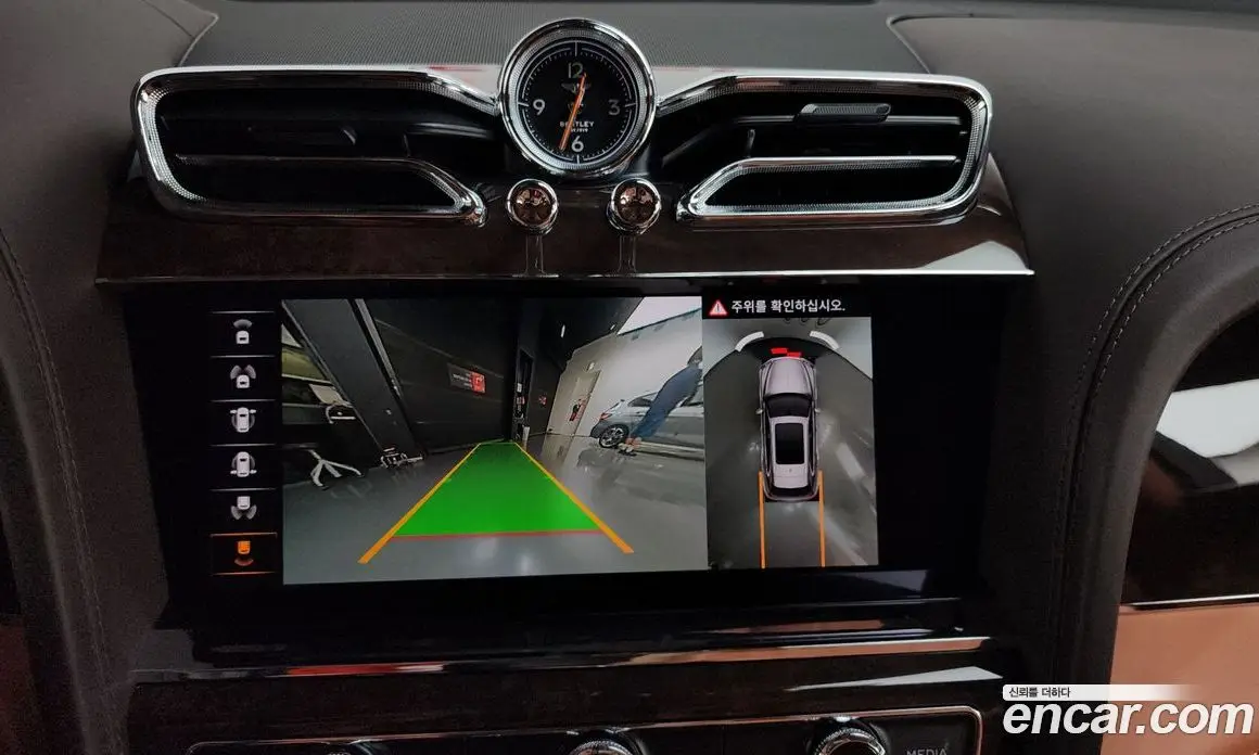 Bentley Bentayga 2022 4.0 автомат (гидро), фото 19