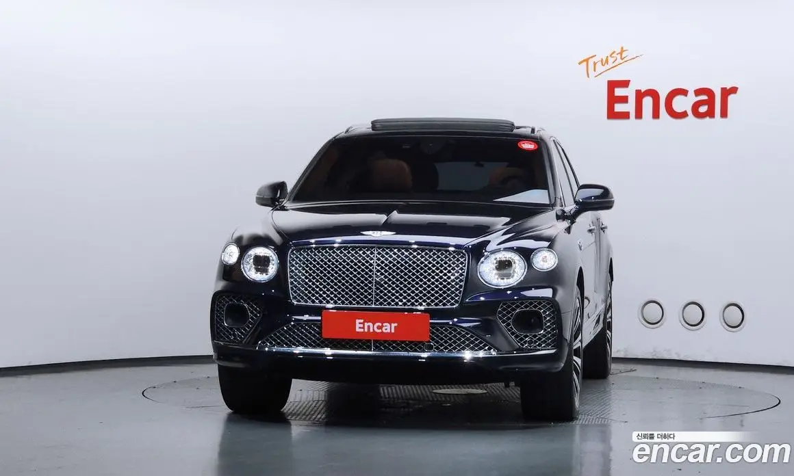 Bentley Bentayga 2022 4.0 автомат (гидро), фото 3