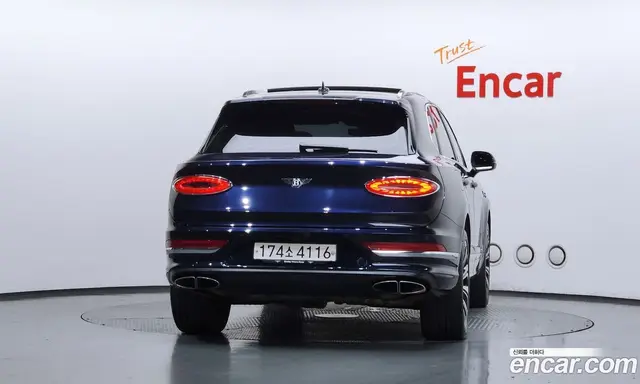 Bentley Bentayga 2022 4.0 автомат (гидро), миниатюра 4