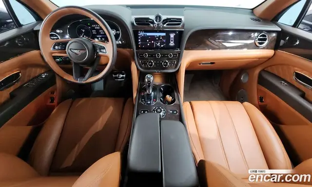 Bentley Bentayga 2022 4.0 автомат (гидро), миниатюра 10