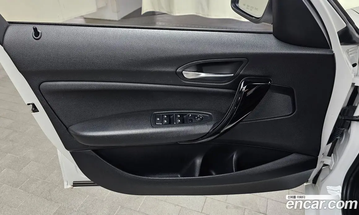 BMW 1 серия 2019 2.0 автомат (гидро), фото 14