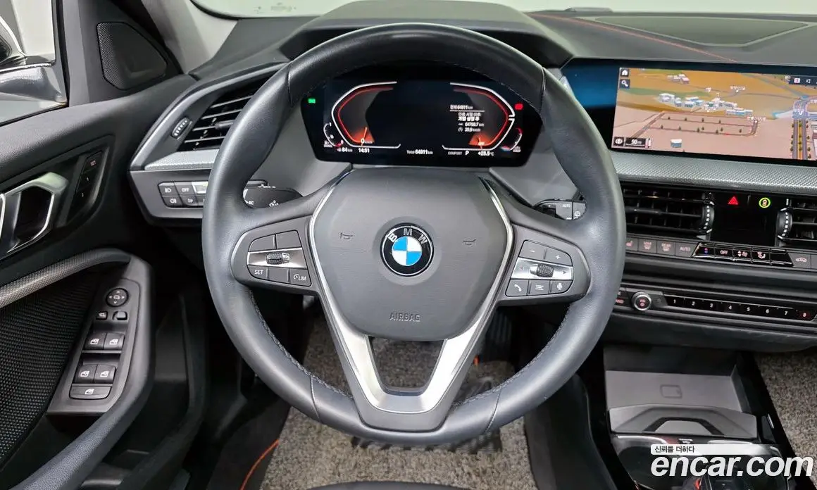 BMW 1 серия 2021 2.0 автомат (гидро), фото 19