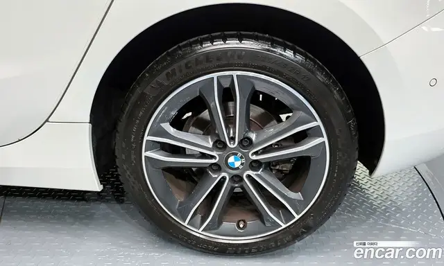 BMW 1 серия 2021 2.0 автомат (гидро), миниатюра 7