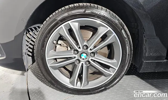 BMW 1 серия 2023 2.0 автомат (гидро), миниатюра 5 BMW 1 серия 2023 2.0 автомат (гидро), миниатюра 5