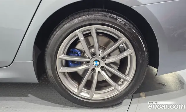 BMW 5 серия 2018 2.0 автомат (гидро), миниатюра 7 BMW 5 серия 2018 2.0 автомат (гидро), миниатюра 7