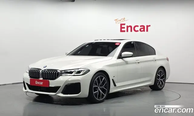 BMW 5 серия, 2023, 13 684 км