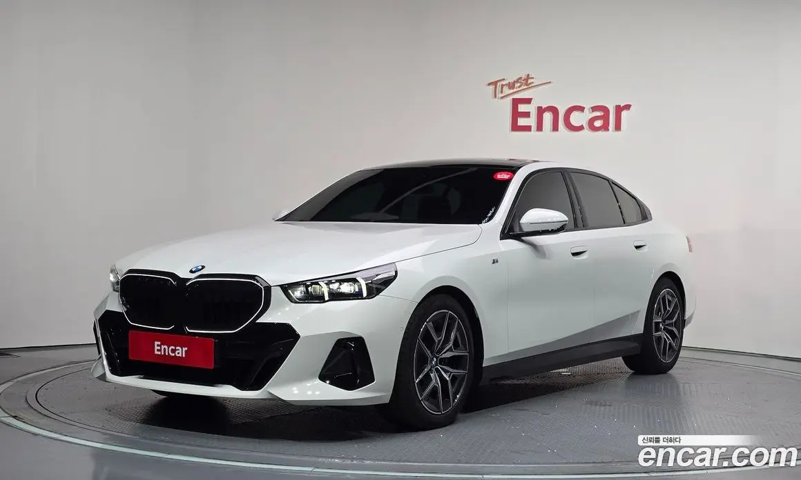 BMW 5 серия 2025 2.0 автомат (гидро), фото 1 BMW 5 серия 2025 2.0 автомат (гидро), фото 1