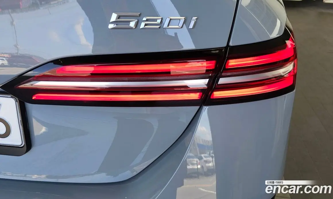 BMW 5 серия 2025 2.0 автомат (гидро), фото 9