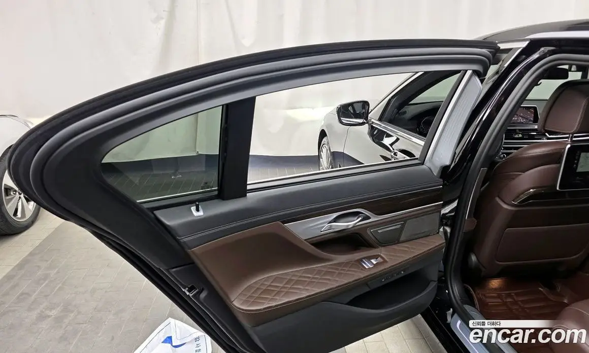 BMW 7 серия 2020 3.0 автомат (гидро), фото 15