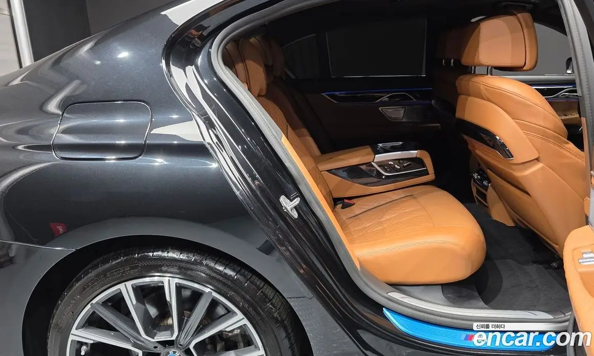 BMW 7 серия 2022 3.0 автомат (гидро), фото 17 BMW 7 серия 2022 3.0 автомат (гидро), фото 17