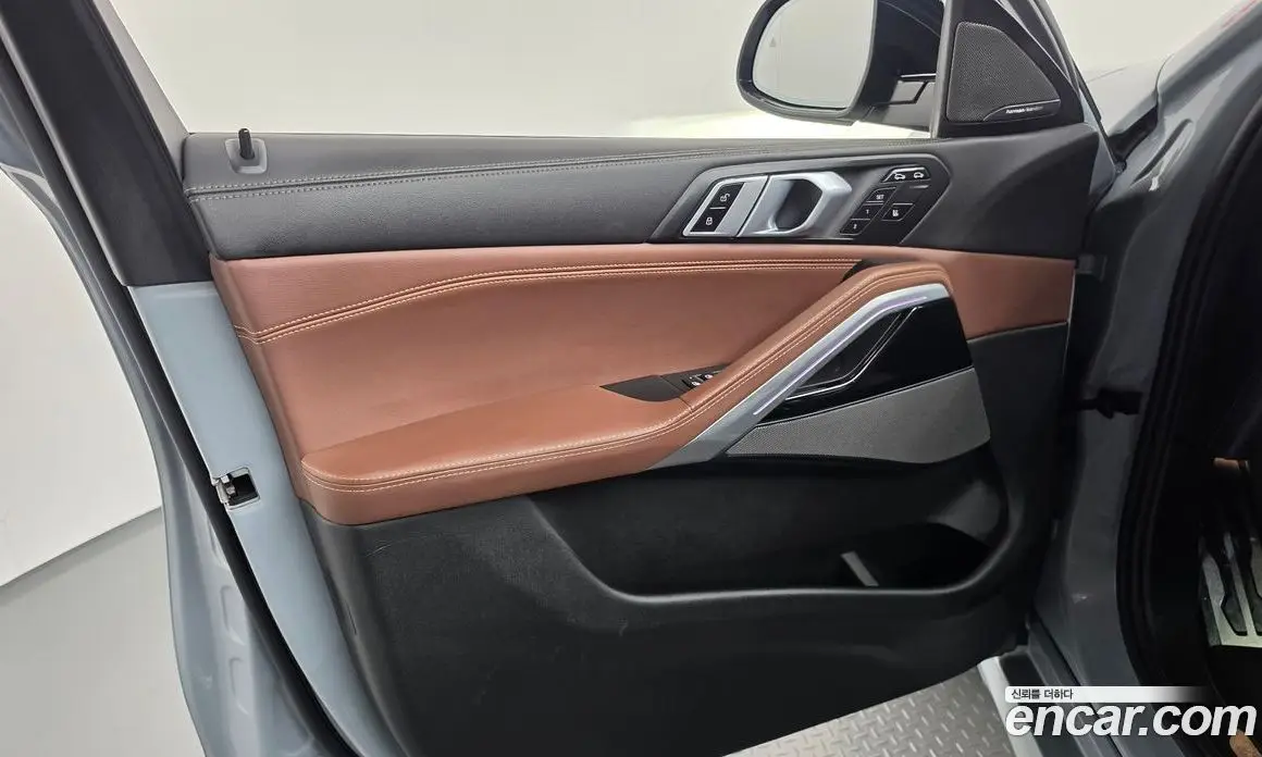 BMW X6 2024 3.0 автомат (гидро), фото 14