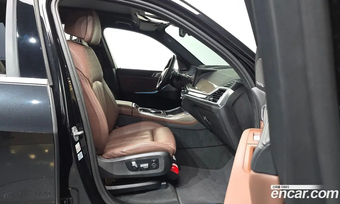 BMW X7 2023 3.0 автомат (гидро), фото 17 BMW X7 2023 3.0 автомат (гидро), фото 17