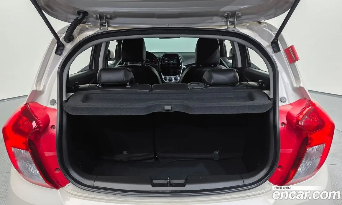 Chevrolet Spark 2016 1.0 автомат (гидро), фото 20
