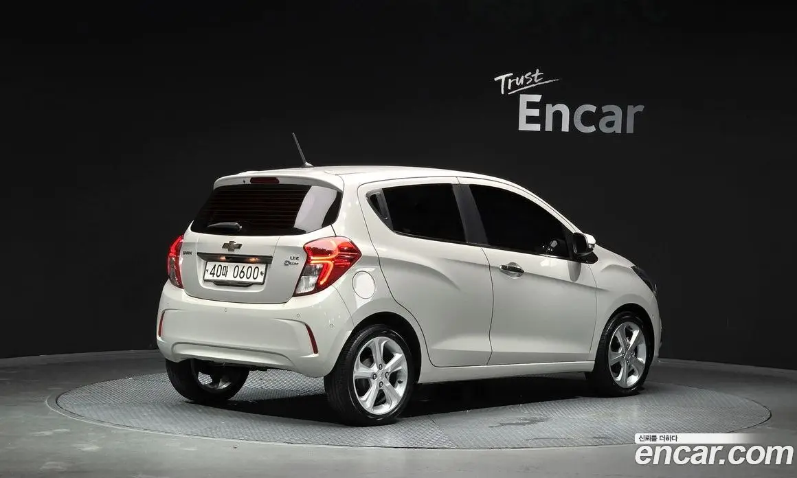 Chevrolet Spark 2016 1.0 автомат (гидро), фото 2