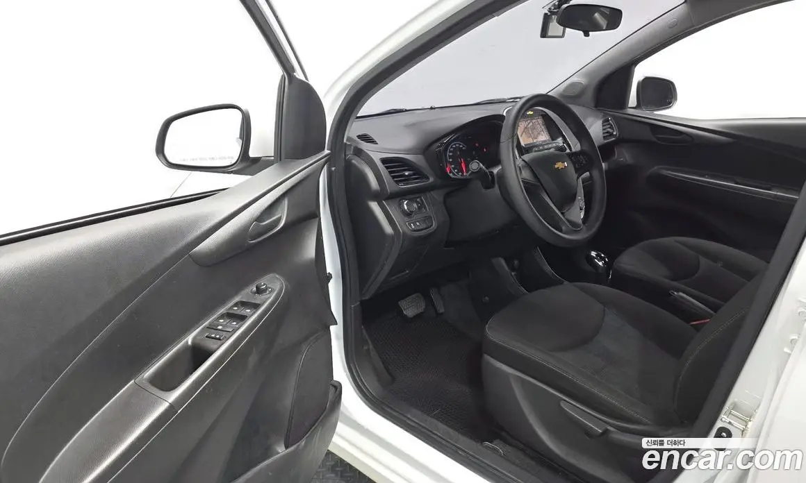 Chevrolet Spark 2017 1.0 автомат (гидро), фото 13 Chevrolet Spark 2017 1.0 автомат (гидро), фото 13