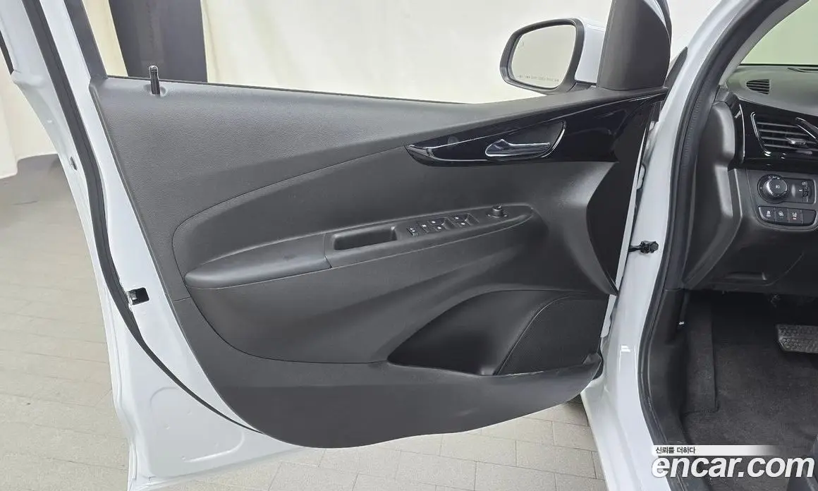 Chevrolet Spark 2017 1.0 автомат (гидро), фото 14