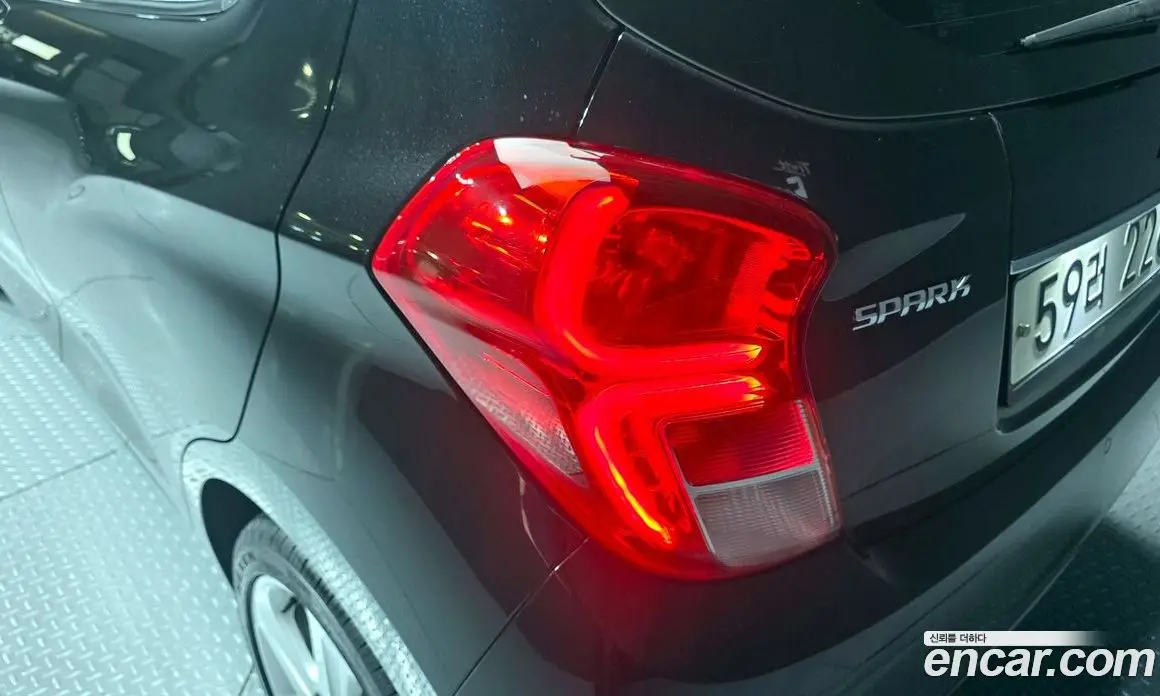 Chevrolet Spark 2018 1.0 автомат (гидро), фото 9
