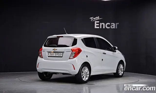 Chevrolet Spark 2018 1.0 автомат (гидро), миниатюра 2
