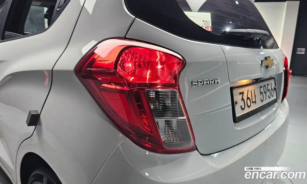 Chevrolet Spark 2018 1.0 автомат (гидро), фото 9