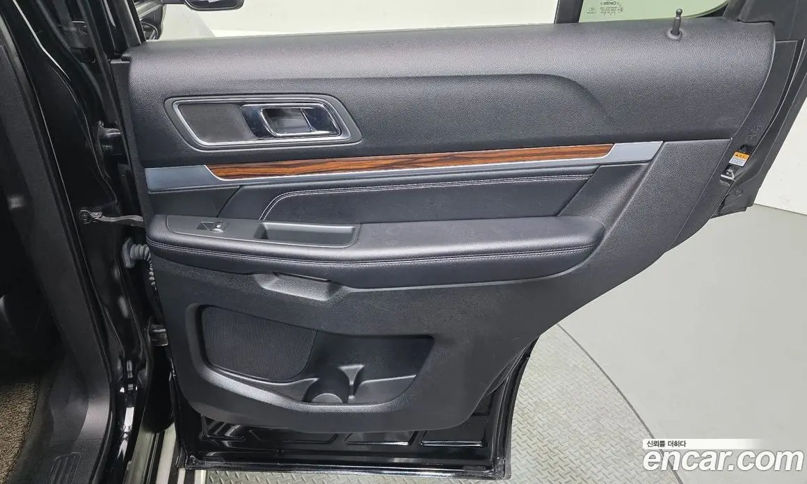 Ford Explorer 2018 2.3 автомат (гидро), фото 15