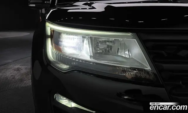 Ford Explorer 2018 2.3 автомат (гидро), миниатюра 8