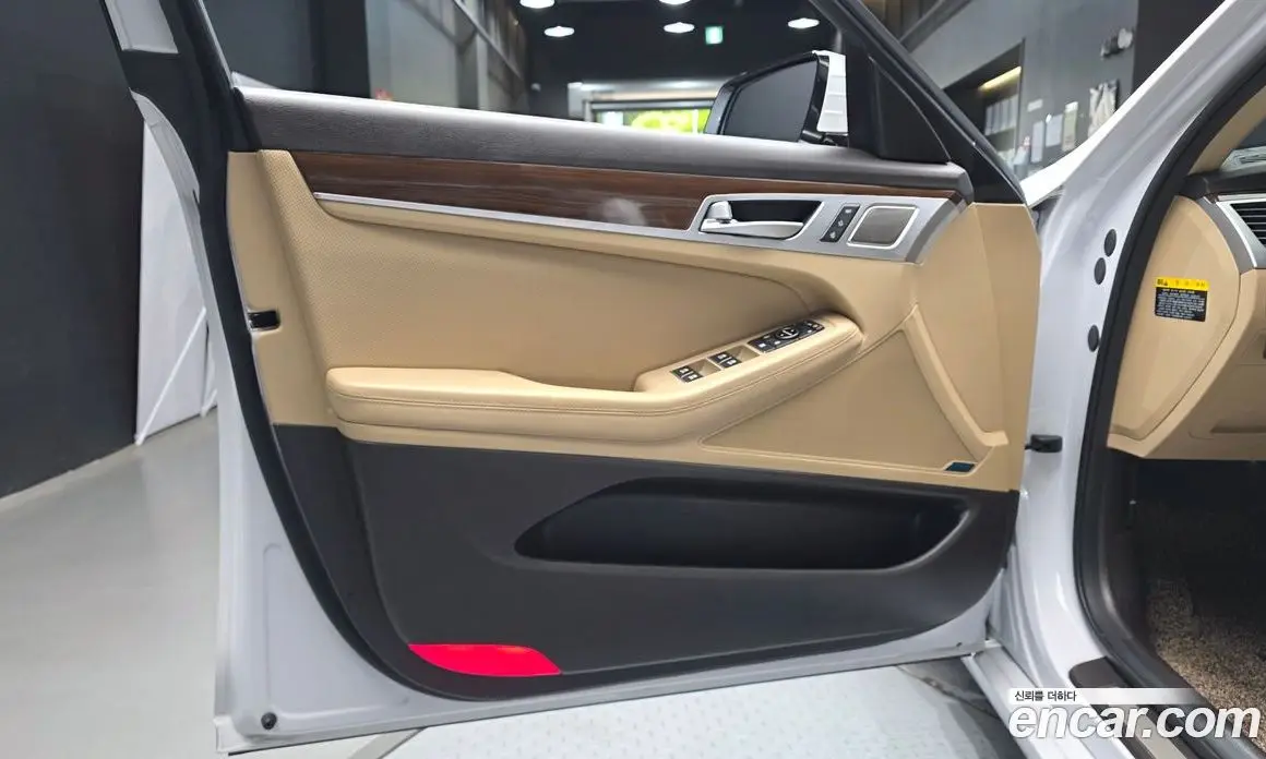 Genesis G80 2018 3.3 автомат (гидро), фото 14 Genesis G80 2018 3.3 автомат (гидро), фото 14