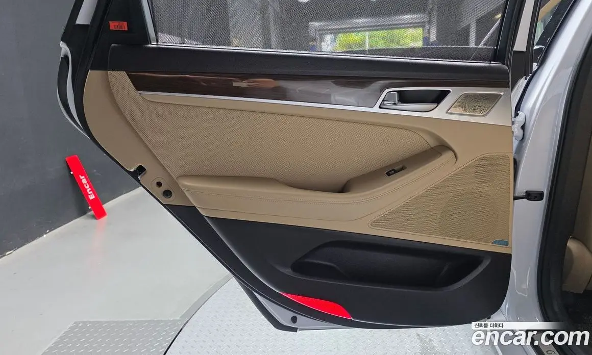 Genesis G80 2018 3.3 автомат (гидро), фото 15 Genesis G80 2018 3.3 автомат (гидро), фото 15