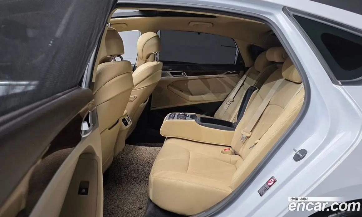 Genesis G80 2018 3.3 автомат (гидро), фото 18 Genesis G80 2018 3.3 автомат (гидро), фото 18