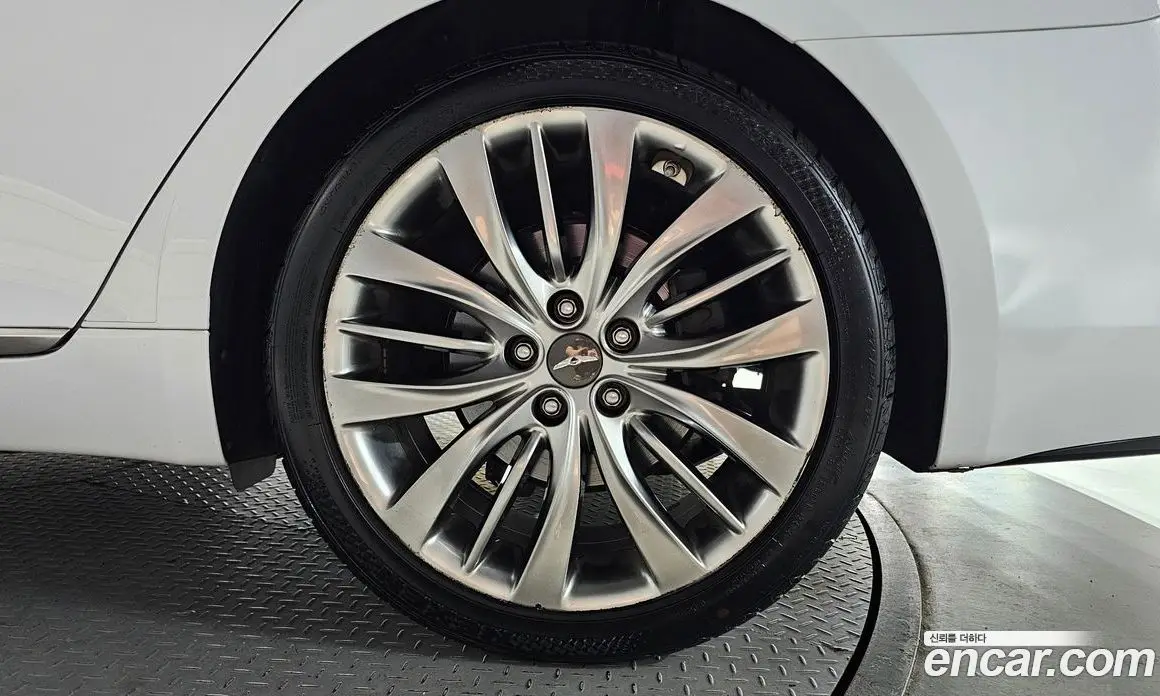 Genesis G80 2018 3.3 автомат (гидро), фото 7 Genesis G80 2018 3.3 автомат (гидро), фото 7