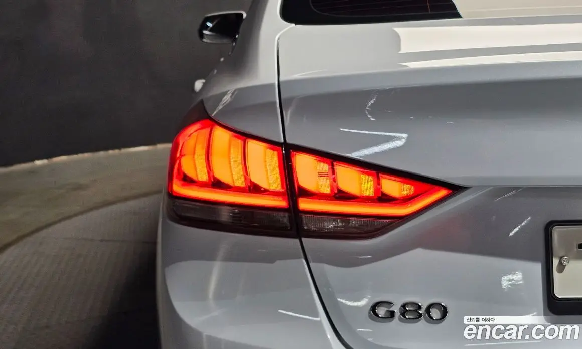 Genesis G80 2018 3.3 автомат (гидро), фото 9 Genesis G80 2018 3.3 автомат (гидро), фото 9