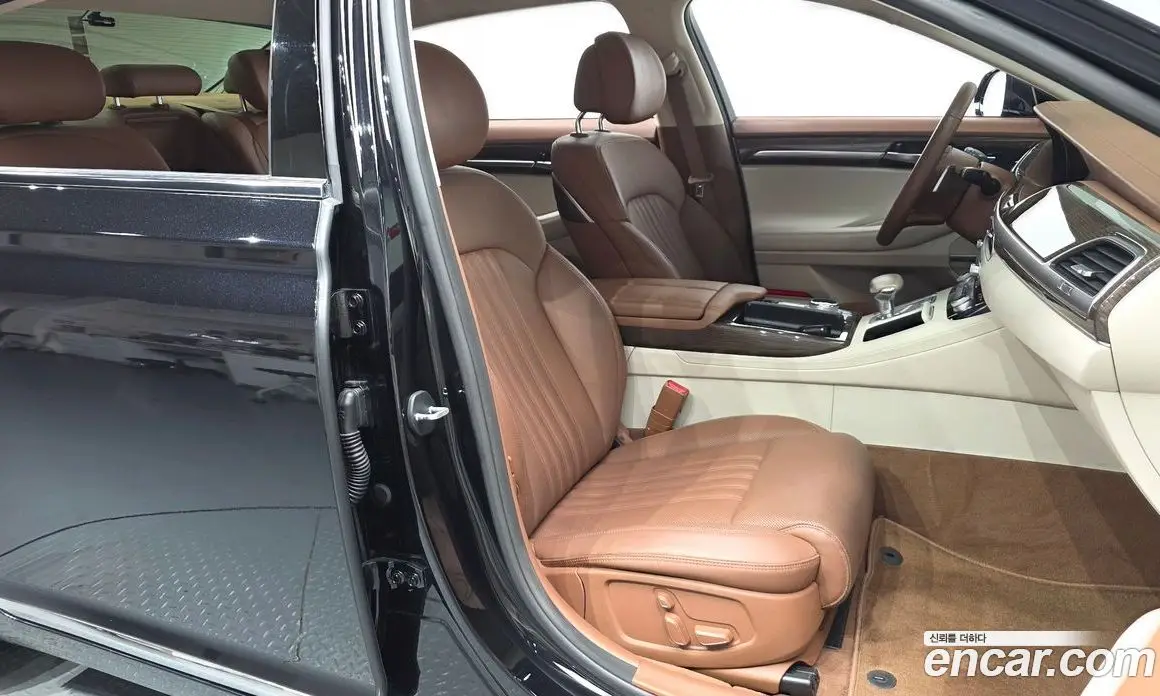 Genesis G90 2021 3.8 автомат (гидро), фото 16 Genesis G90 2021 3.8 автомат (гидро), фото 16
