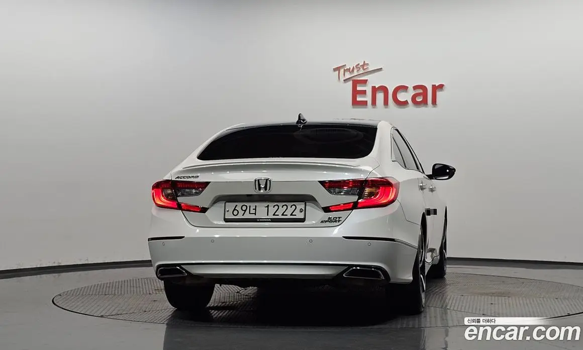 Honda Accord 2018 2.0 автомат (гидро), фото 3 Honda Accord 2018 2.0 автомат (гидро), фото 3