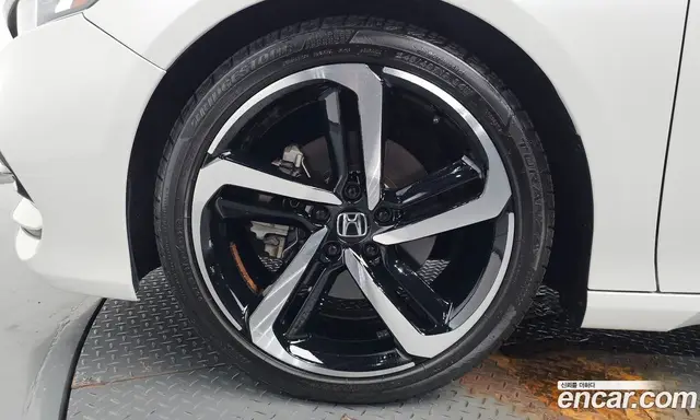 Honda Accord 2018 2.0 автомат (гидро), миниатюра 4 Honda Accord 2018 2.0 автомат (гидро), миниатюра 4