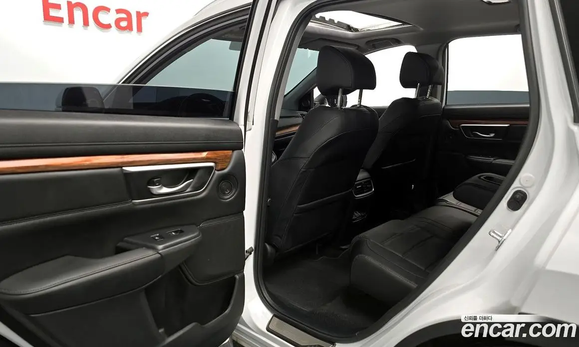 Honda CR-V 2022 2.0 автомат (гидро), фото 17 Honda CR-V 2022 2.0 автомат (гидро), фото 17