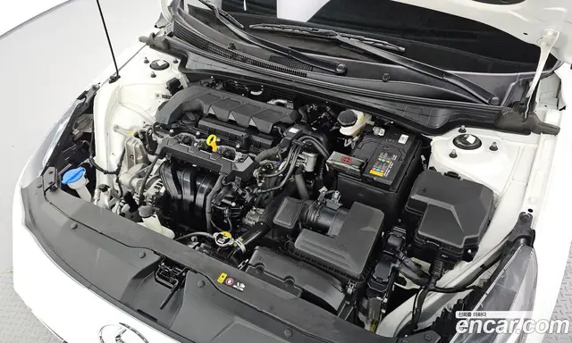 Hyundai Avante 2022 1.6 автомат (гидро), миниатюра 6 Hyundai Avante 2022 1.6 автомат (гидро), миниатюра 6