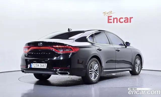 Hyundai Grandeur 2018 2.4 автомат (гидро), миниатюра 2 Hyundai Grandeur 2018 2.4 автомат (гидро), миниатюра 2