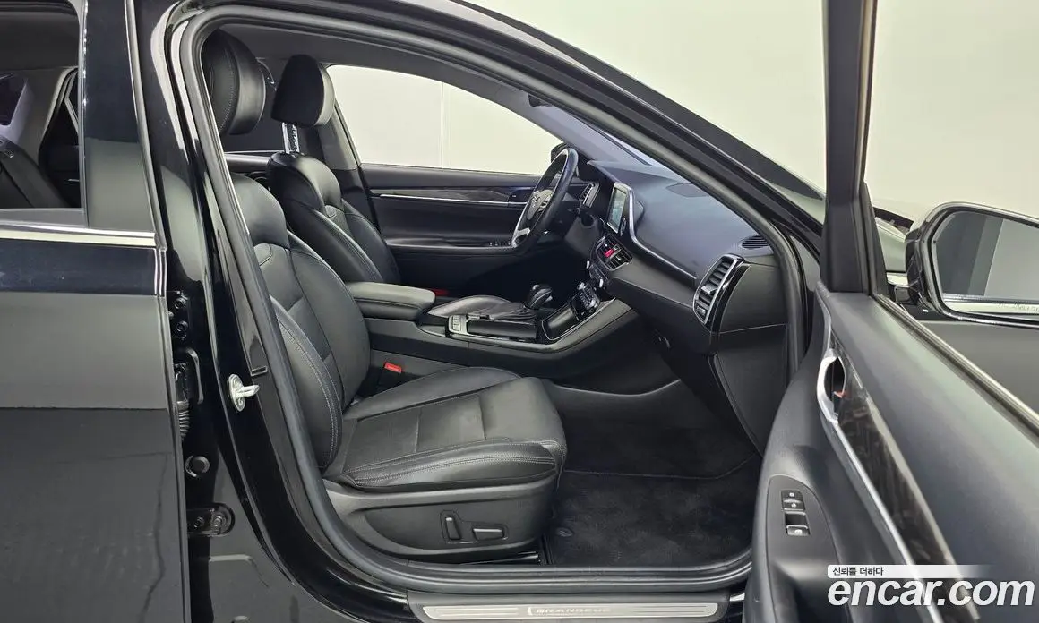 Hyundai Grandeur 2018 2.4 автомат (гидро), фото 11 Hyundai Grandeur 2018 2.4 автомат (гидро), фото 11