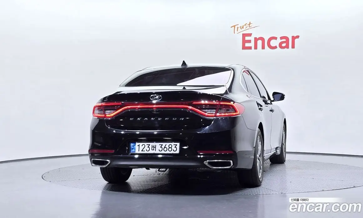 Hyundai Grandeur 2018 2.4 автомат (гидро), фото 4 Hyundai Grandeur 2018 2.4 автомат (гидро), фото 4