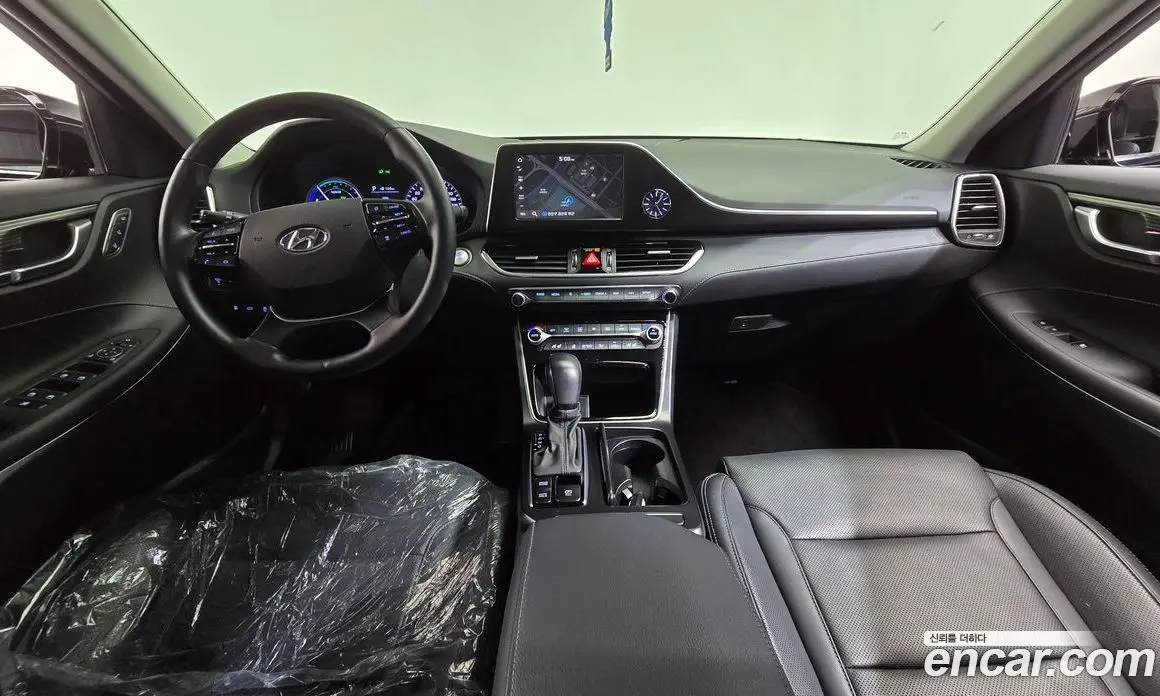 Hyundai Grandeur 2019 2.4 автомат (гидро), фото 10