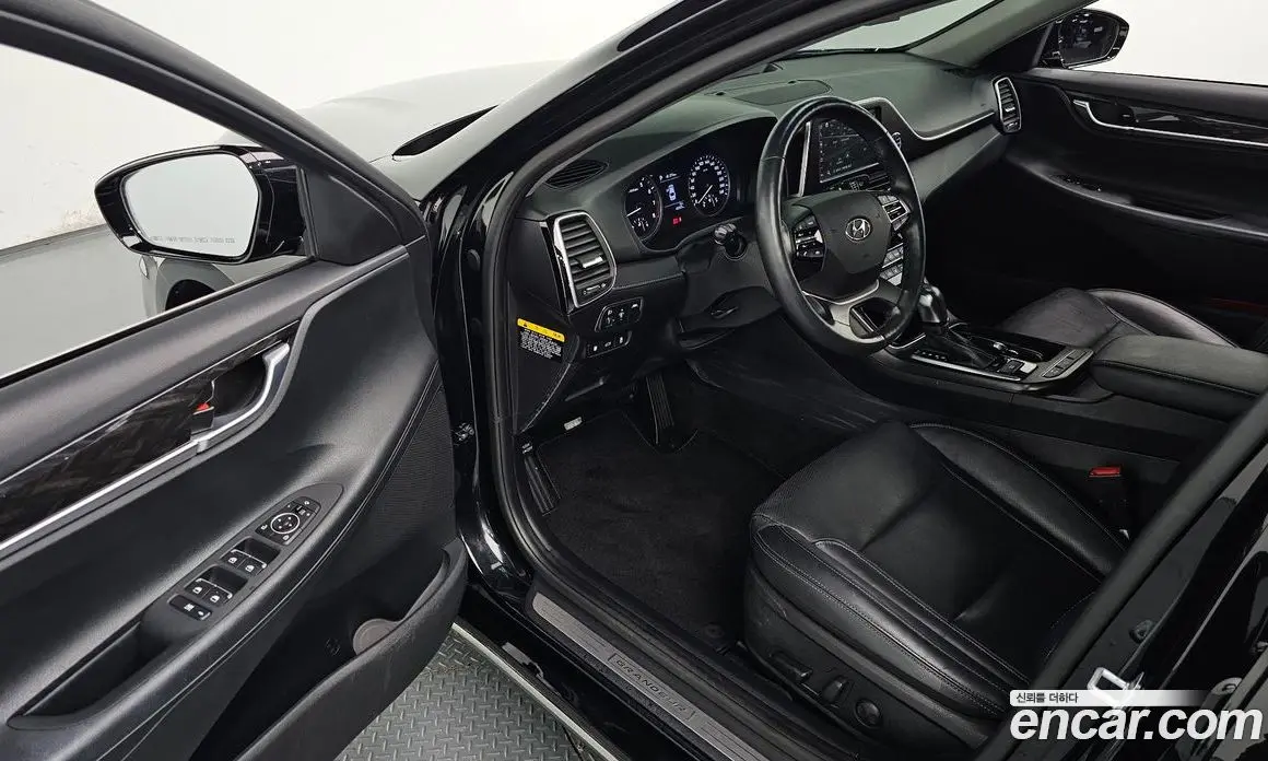 Hyundai Grandeur 2019 2.4 автомат (гидро), фото 13 Hyundai Grandeur 2019 2.4 автомат (гидро), фото 13