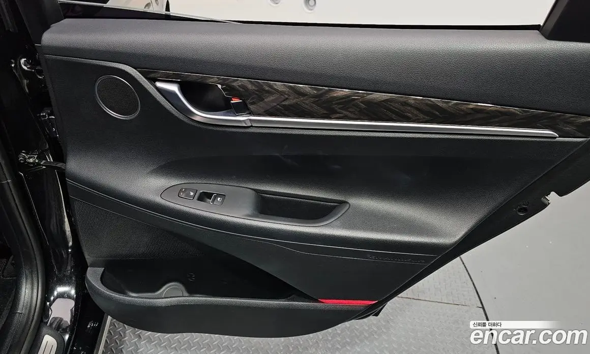 Hyundai Grandeur 2019 2.4 автомат (гидро), фото 15 Hyundai Grandeur 2019 2.4 автомат (гидро), фото 15
