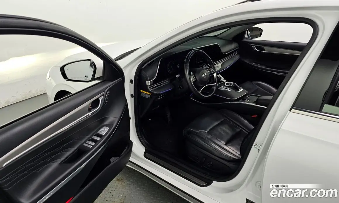 Hyundai Grandeur 2020 2.5 автомат (гидро), фото 13