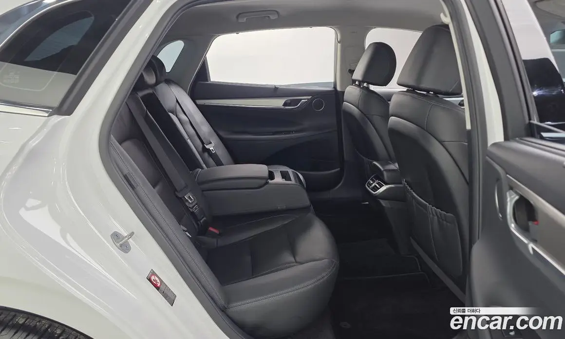 Hyundai Grandeur 2022 2.5 автомат (гидро), фото 15