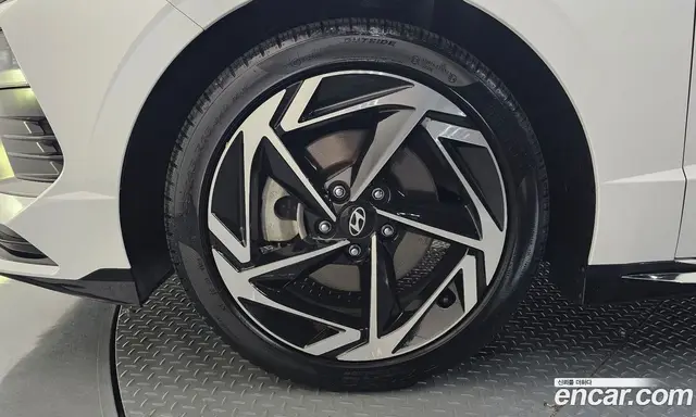 Hyundai Sonata 2024 1.6 автомат (гидро), миниатюра 5 Hyundai Sonata 2024 1.6 автомат (гидро), миниатюра 5