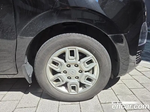 Hyundai Staria 2023 3.5 автомат (гидро), миниатюра 12