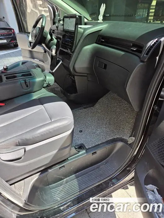 Hyundai Staria 2023 3.5 автомат (гидро), фото 15 Hyundai Staria 2023 3.5 автомат (гидро), фото 15