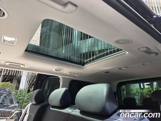 Hyundai Staria 2023 3.5 автомат (гидро), миниатюра 9 Hyundai Staria 2023 3.5 автомат (гидро), миниатюра 9