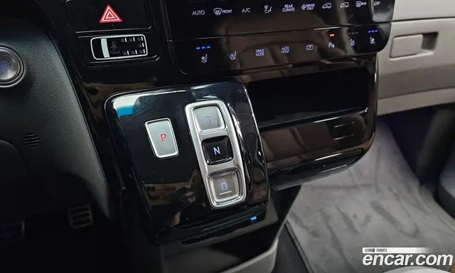 Hyundai Staria 2025 1.6 автомат (гидро), миниатюра 12