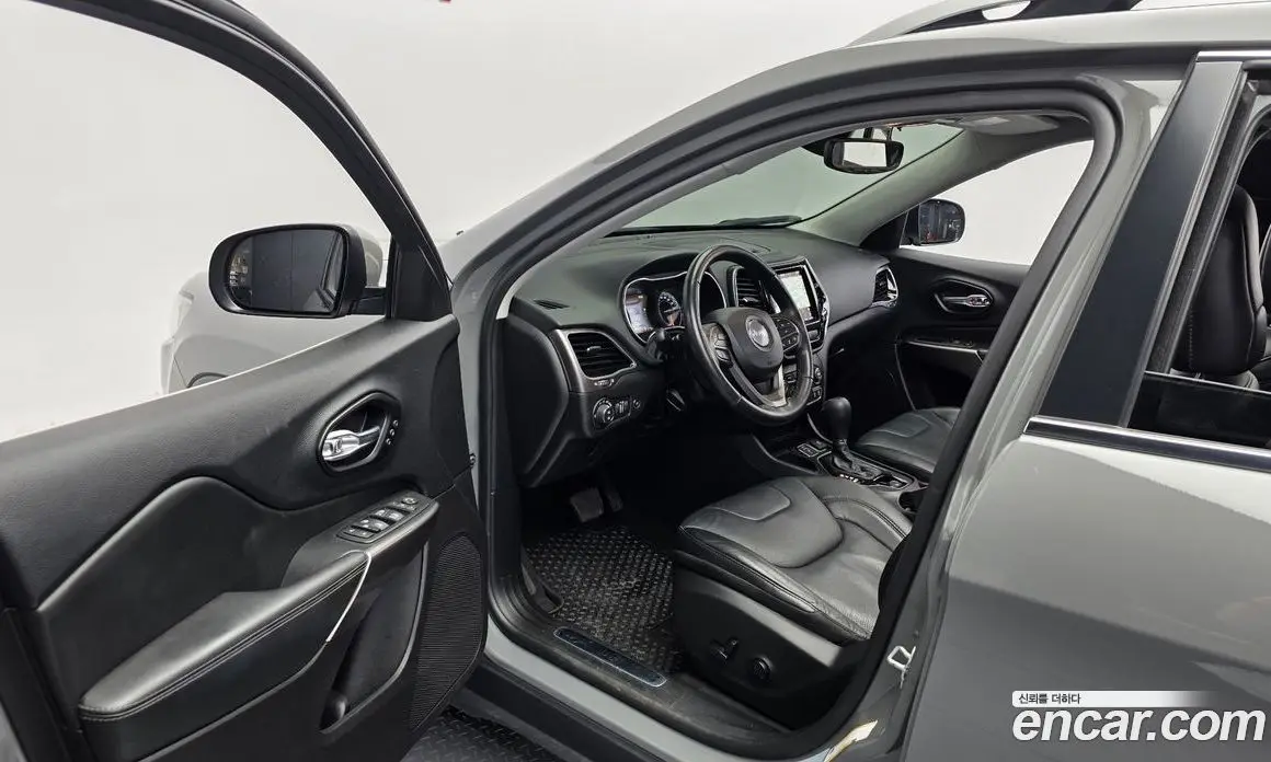 Jeep Cherokee 2021 2.4 автомат (гидро), фото 13 Jeep Cherokee 2021 2.4 автомат (гидро), фото 13